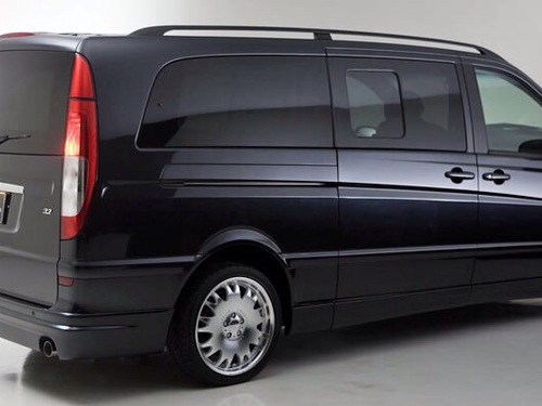 Singapore Limousine Service 順風豪華轎車服務