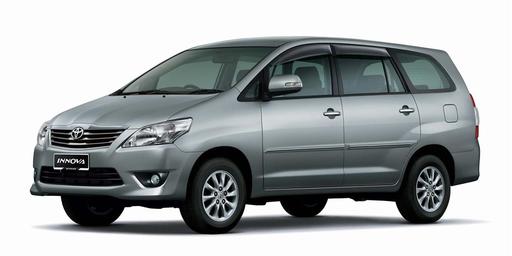 Toyota innova 2.0g 01